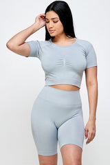 WORKOUT OUTFIT CROP TOP AND BIKER SHORTS SET