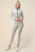 Thumbnail of SEAMLESS POP UP  ZIP UP ACTIVEWEAR SET