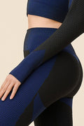Thumbnail of SEAMLESS POP UP  ZIP UP ACTIVEWEAR SET