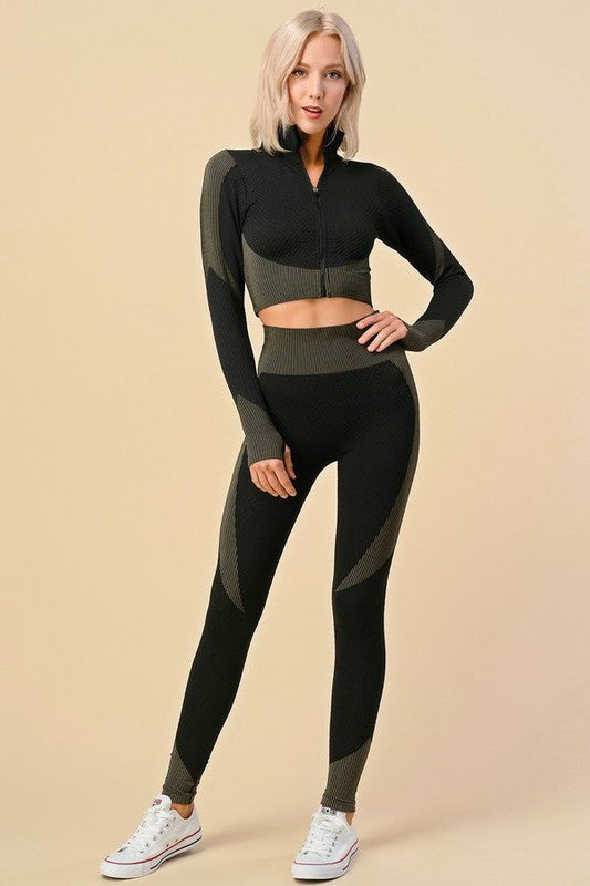SEAMLESS POP UP  ZIP UP ACTIVEWEAR SET