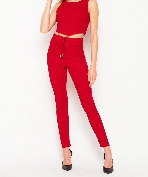 Conjunto de dos piezas de top corto y leggings con cordón