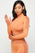 Thumbnail of SEAMLESS POP UP  ZIP UP ACTIVEWEAR SET
