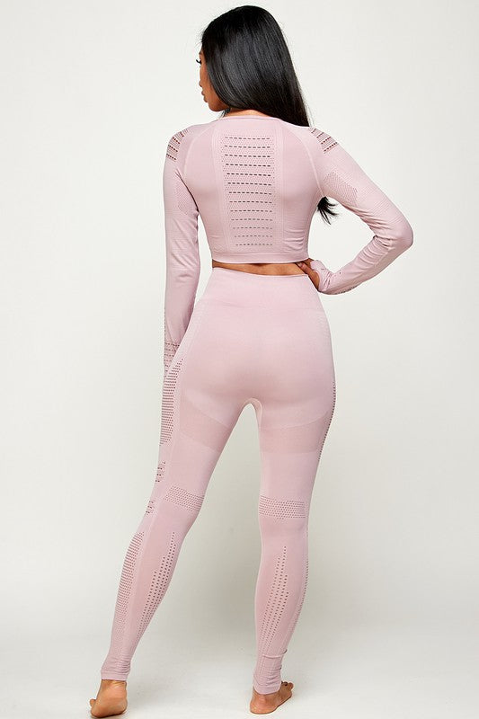 SEAMLESS SOLID RAZER CUT THUMB HOLES CROP TOP SET