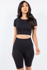 TEXTURED SEAMLESS CROP TOP AND BIKER SHORT SET