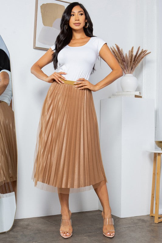 SOLID PLEATED LONG SKIRT W/MESH OUTLAYER