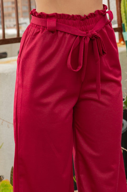 PANTALONES DE PERNERA ANCHA, LISOS, CON PLISADO Y CINTURA LAZADA