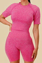 SCRUNCH BUTT SEAMLESS CROP TOP & BIKER SHORTS SET