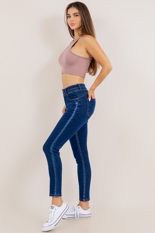 MID-RISE SKINNY JEANS
