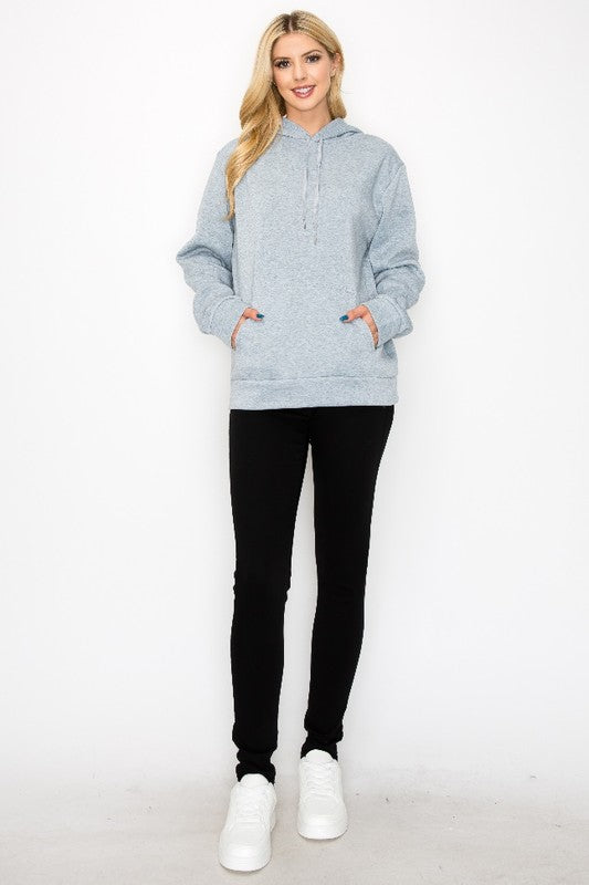 SUDADERA CON CAPUCHA BÁSICA DE FORRO POLAR