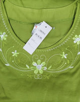 Conjunto de blusa bordada y capri a juego