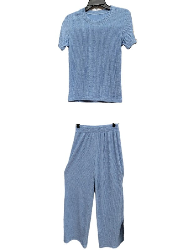 CONJUNTO DE TOP Y PANRS DE MANGA CORTA CON CUELLO REDONDO ARRUGADO