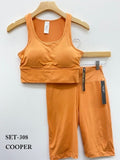 Thumbnail of CONJUNTO DE TOP CORTO CON SUJETADOR ACOLCHADO Y PANTALÓN CORTO DE MOTORISTA