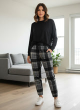 s FUR-LINED PLAID EASY PANTS