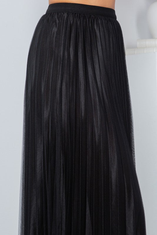 SOLID PLEATED LONG SKIRT W/MESH OUTLAYER