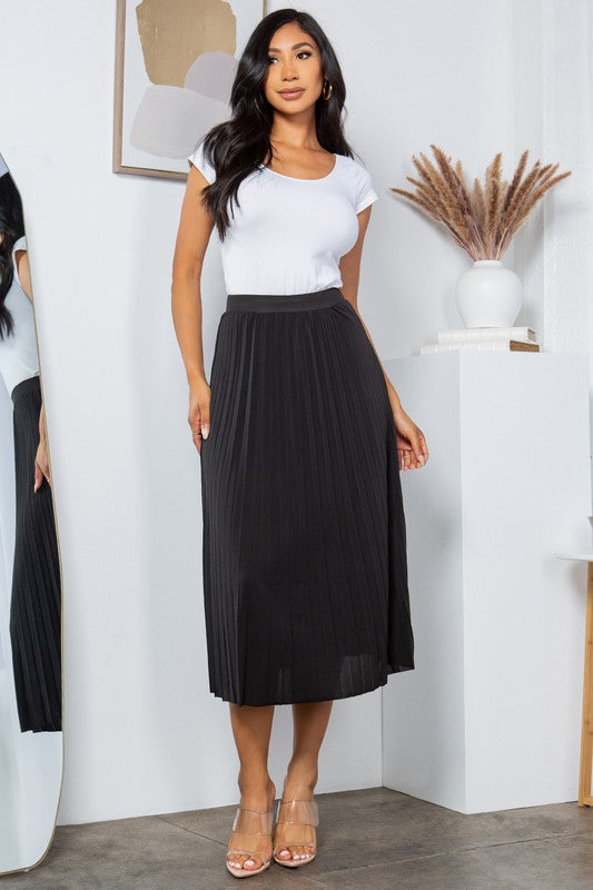 SOLID WIDE PLEATED SKIRT WITH LINING