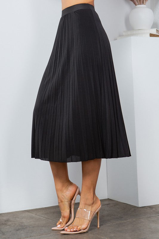 SOLID WIDE PLEATED SKIRT WITH LINING