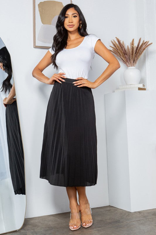 SOLID WIDE PLEATED SKIRT WITH LINING